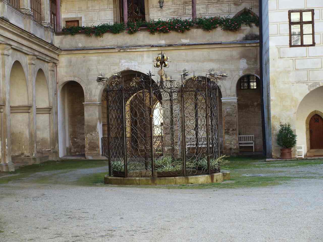 P9306518