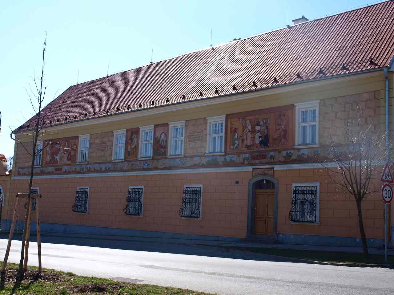 P3257097