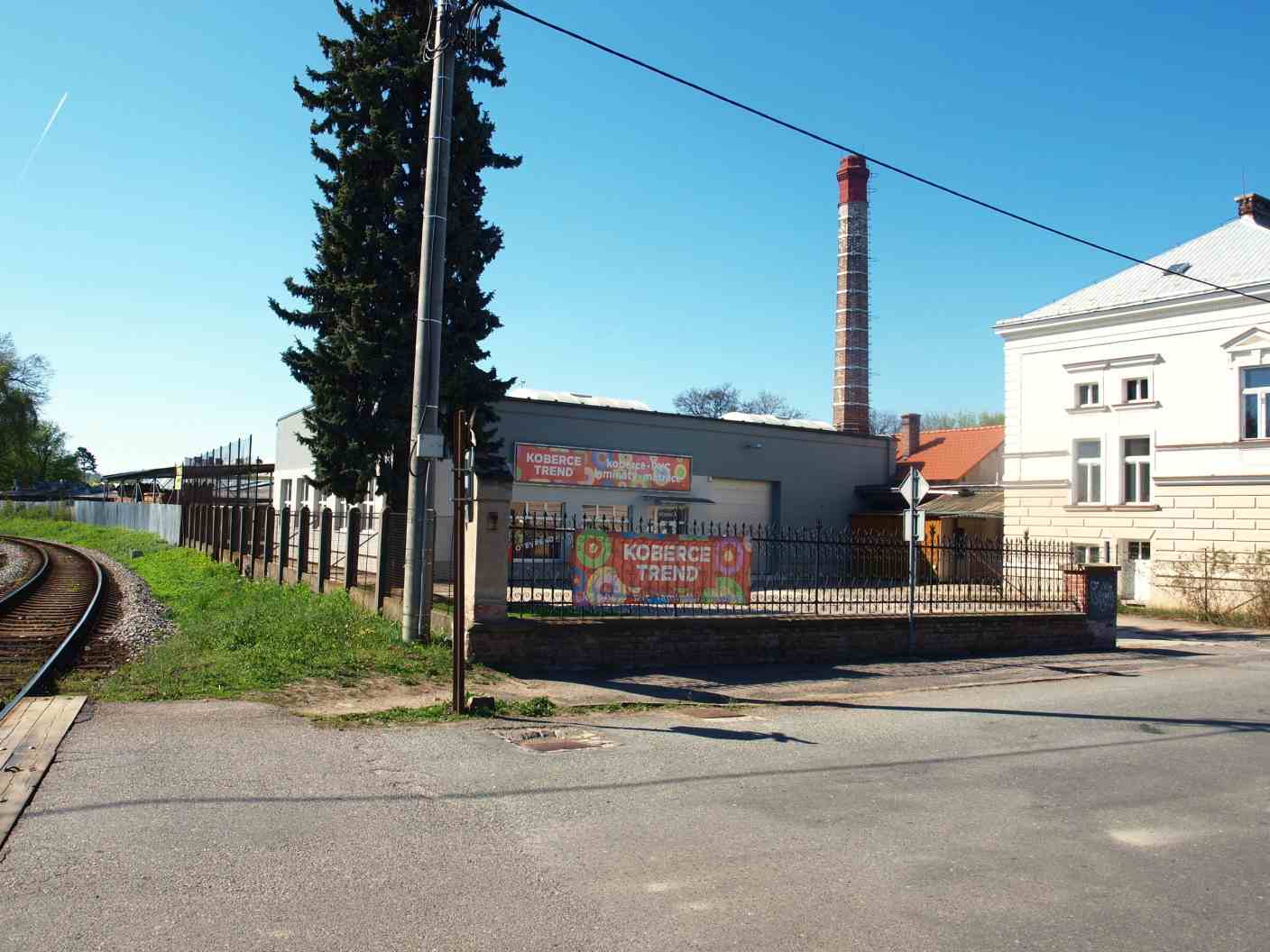 P4287225