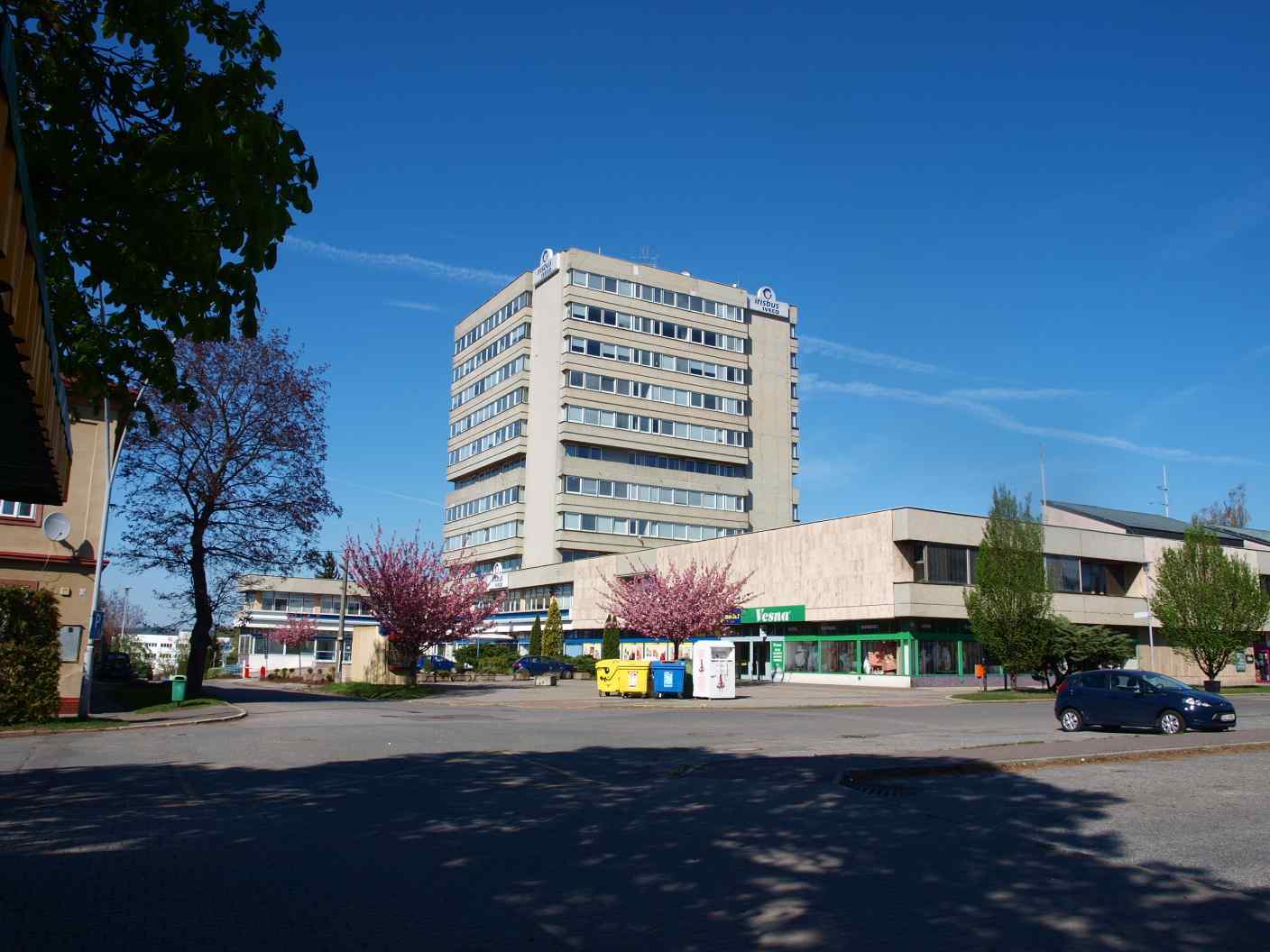 P4287281