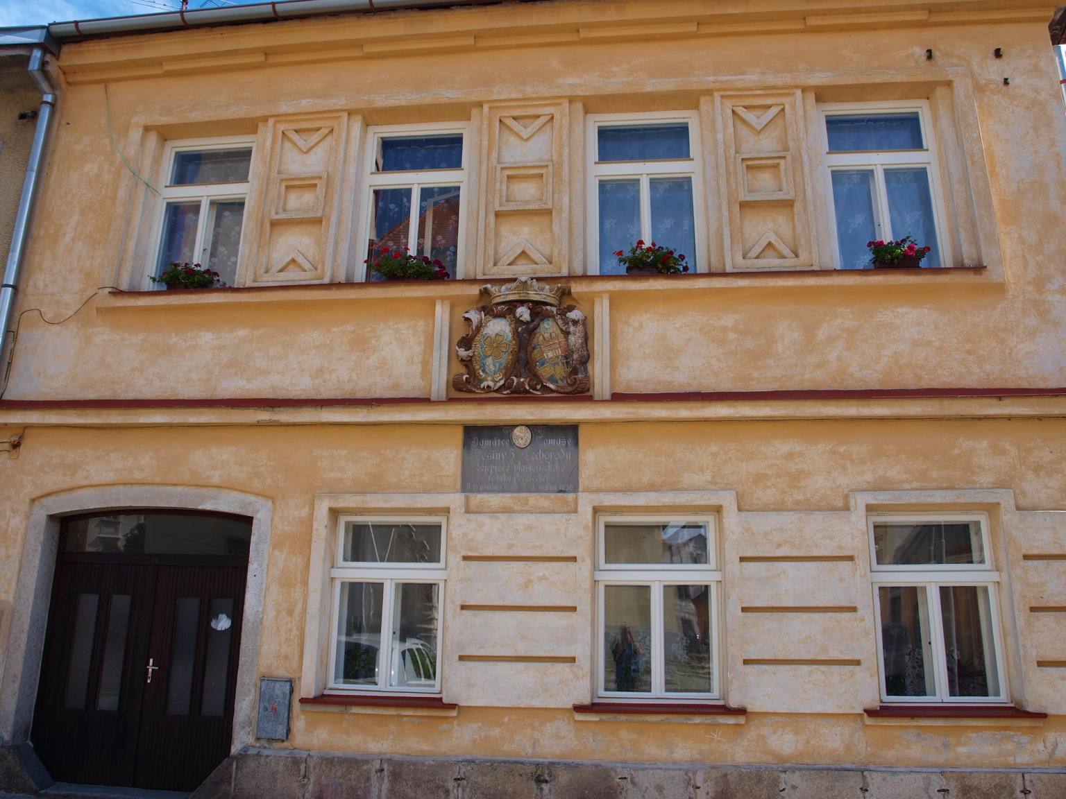 P9268560