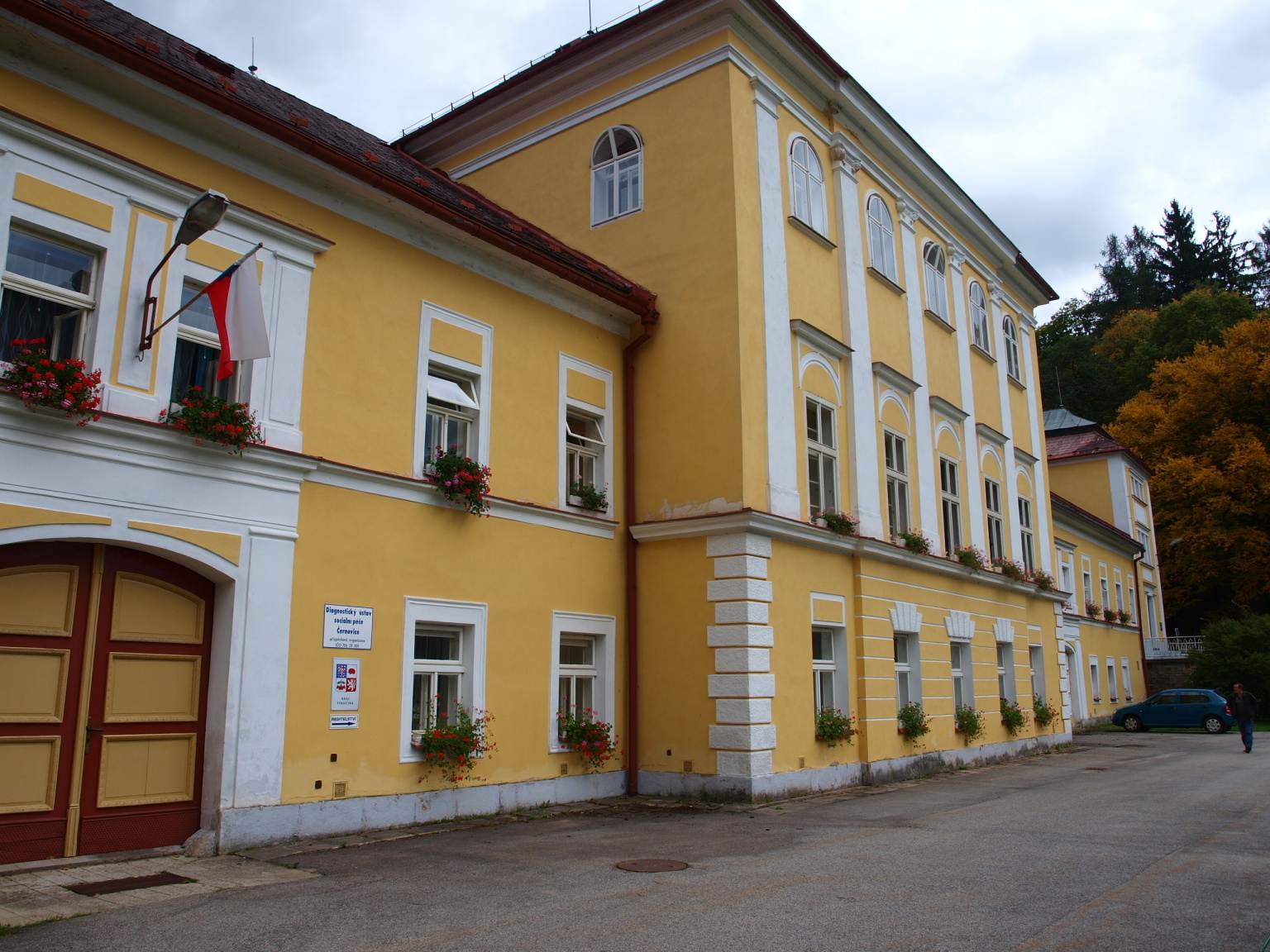P9278812