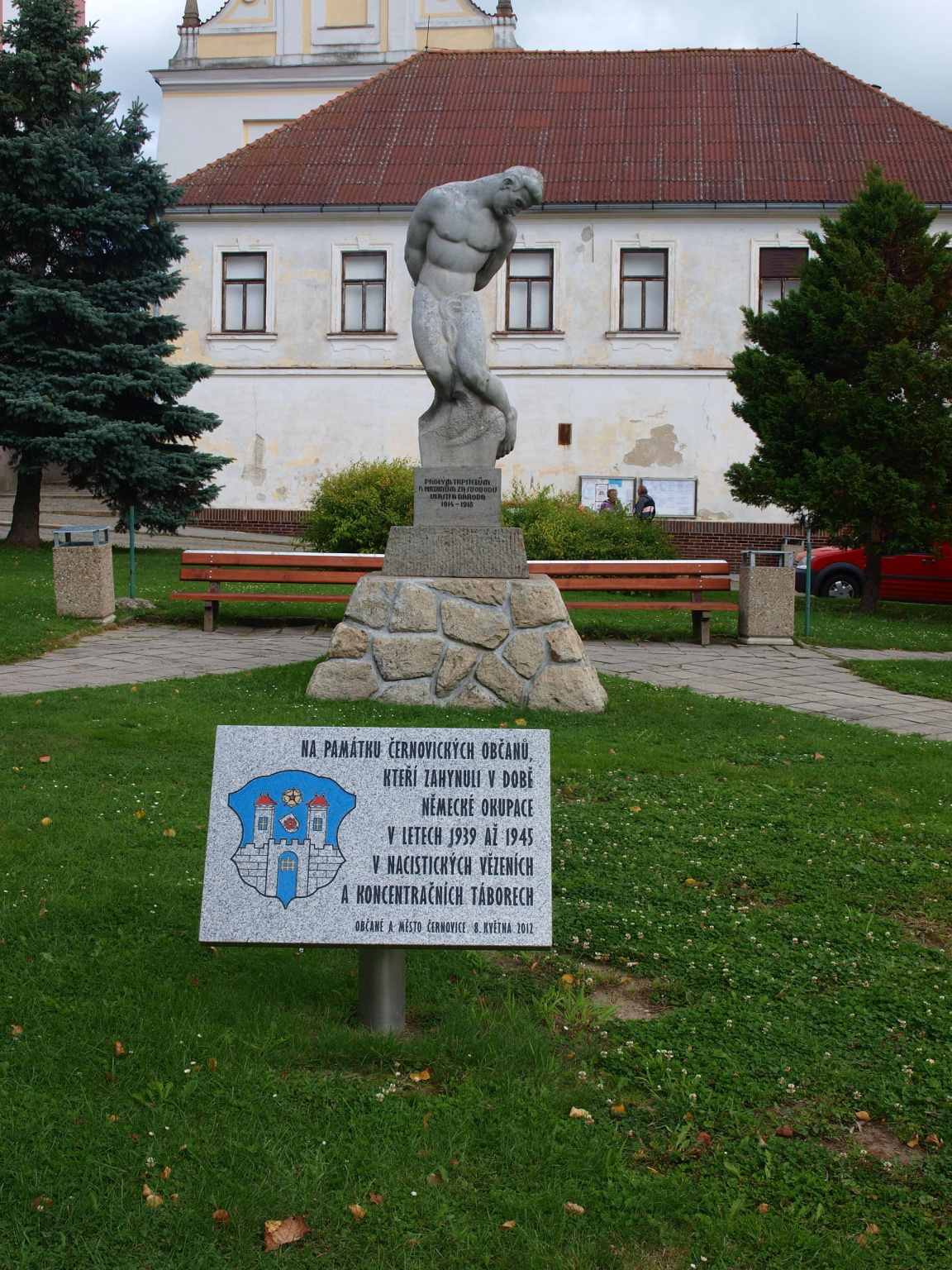 P9278815