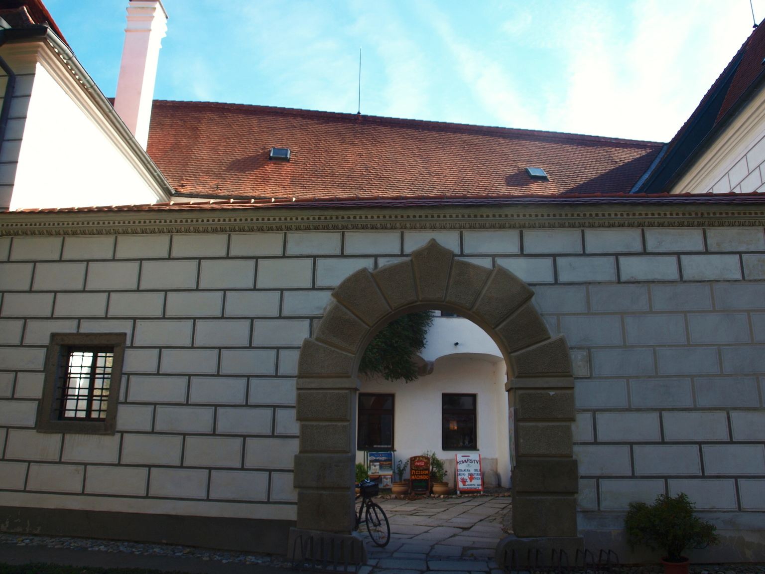 P9288910