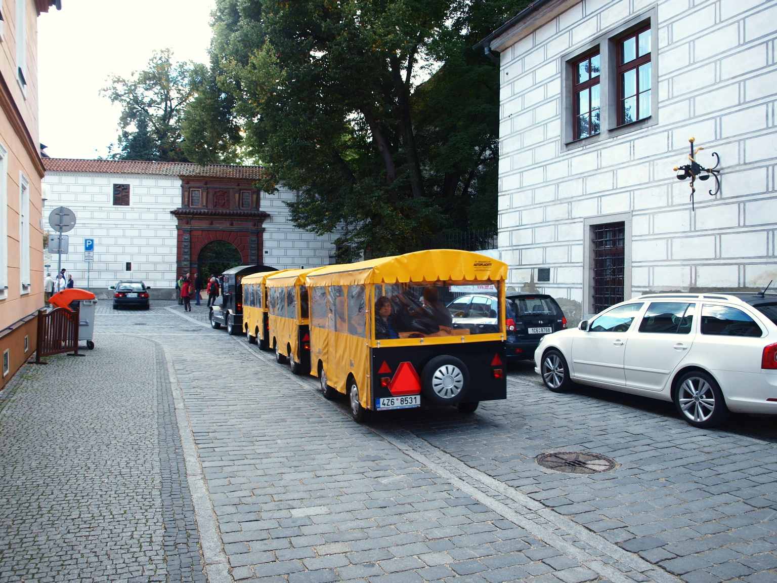 P9288930