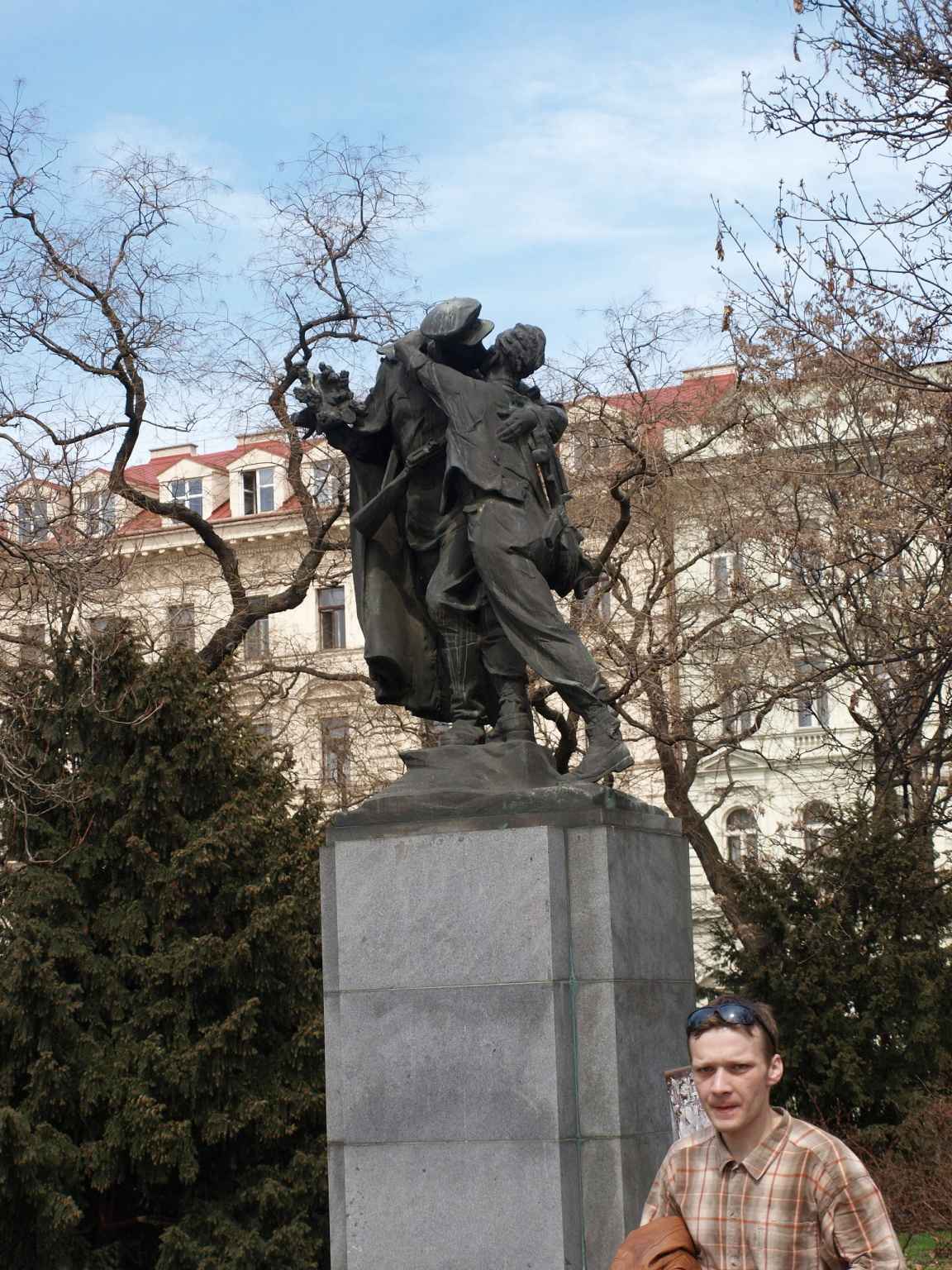 P4189689